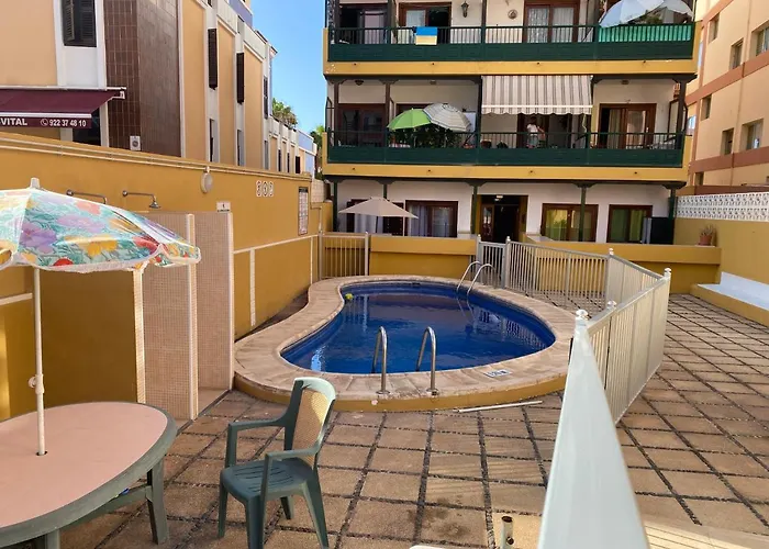 Con Piscina En Daire Puerto de la Cruz (Tenerife)